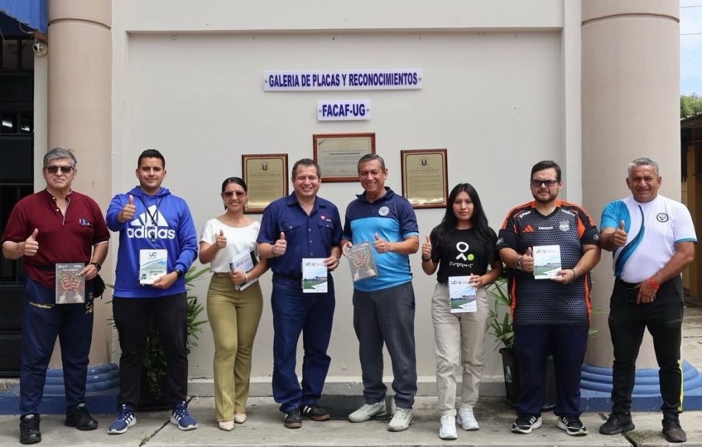 Reunión para fortalecer redes de trabajo en el ámbito del deporte con la Facultad de Ciencias de la Actividad Física de la Universidad de Guayaquil