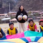 La primera experiencia del ‘Método’ Fútbol Más a 3.800 msnm: la comunidad de Huilloc en Ollantaytambo ya conoce la Tarjeta Verde
